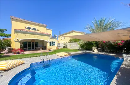Villa - 4 Bedrooms - 5 Bathrooms for rent in Legacy - Jumeirah Park - Dubai