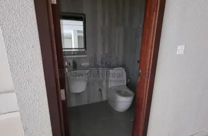Shop - Studio - 2 Bathrooms for rent in Al Mowaihat 3 - Al Mowaihat - Ajman