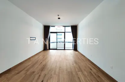 Apartment - 1 Bedroom - 2 Bathrooms for rent in The Waves Residences - Mankhool - Bur Dubai - Dubai