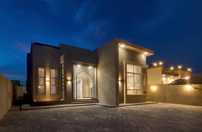 Outdoor House image for: Villa - 2 Bedrooms - 3 Bathrooms for rent in Al Jazirah Al Hamra - Ras Al Khaimah, Image 1