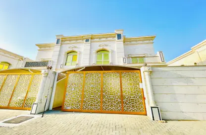 فيلا - 4 غرف نوم - 7 حمامات للايجار في حوشي 1 - حوشي - البادي - الشارقة