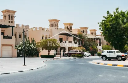 تاون هاوس - 3 غرف نوم - 3 حمامات للايجار في تاون هاوسز قرية الحمرا - قرية الحمرا - رأس الخيمة