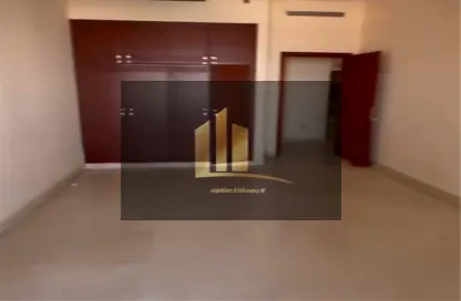 Apartment - 2 Bedrooms - 1 Bathroom for sale in Al Khan - Sharjah