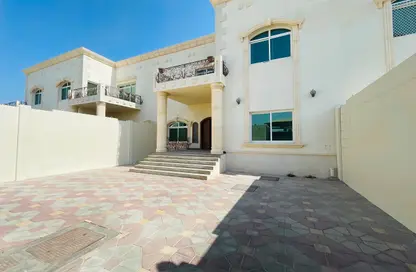 فيلا - 6 غرف نوم - 8 حمامات للايجار في فيلات مدينة خليفة آيه - مدينة خليفة أ - مدينة خليفة - أبوظبي