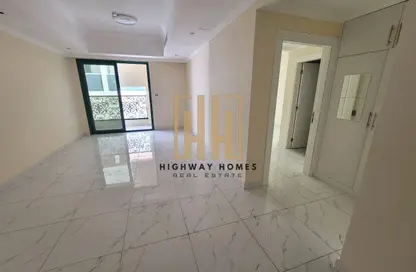 Apartment - 1 Bedroom - 2 Bathrooms for rent in UOS - Muwaileh Commercial - Sharjah
