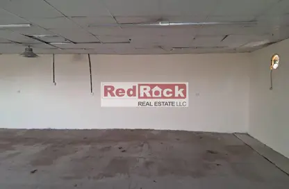 مستودع - استوديو - 1 حمام للايجار في المنطقة الصناعية رقم 3 - المنطقة الصناعية بالشارقة - الشارقة