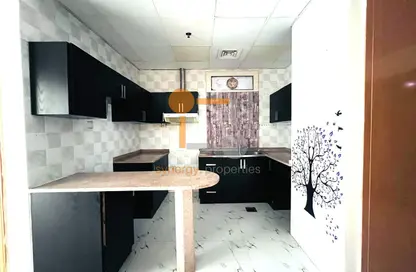 Apartment - 1 Bedroom - 2 Bathrooms for rent in Axis Residence 3 - Axis Residence - Dubai Silicon Oasis - Dubai