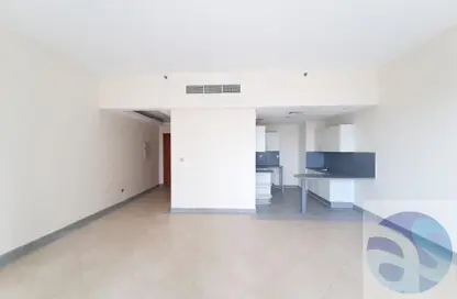 Apartment - Studio - 1 Bathroom for rent in Madison Residency - Barsha Heights (Tecom) - Dubai