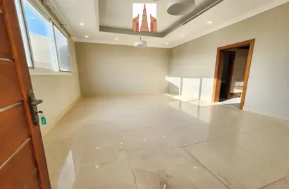 Villa - 3 Bedrooms - 5 Bathrooms for rent in Al Ramaqiya - Wasit - Sharjah