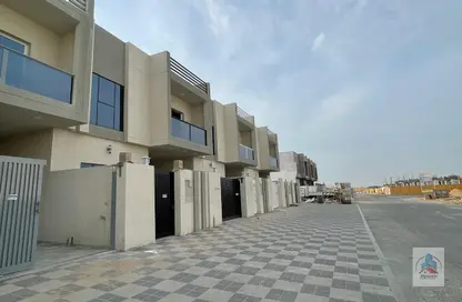 تاون هاوس - 5 غرف نوم - 5 حمامات للبيع في هليو - عجمان