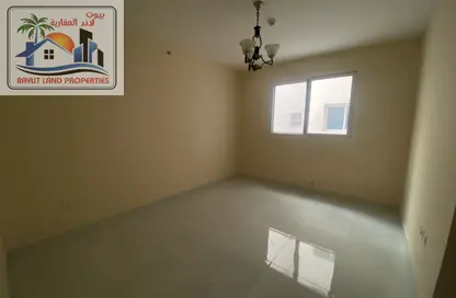 شقة - 2 غرف نوم - 3 حمامات للايجار في مجمع مويلح - تجارية مويلح - الشارقة
