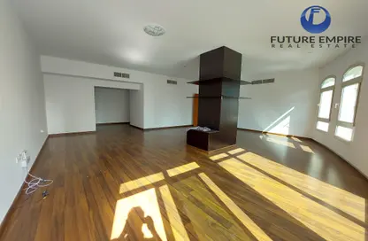 Apartment - 3 Bedrooms - 4 Bathrooms for rent in Al Murooj Complex - Zabeel - Dubai