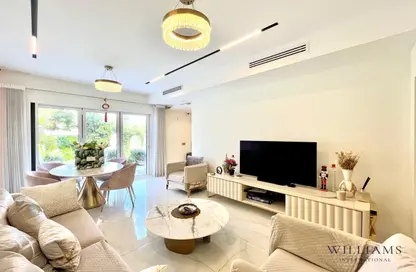 Villa - 2 Bedrooms - 3 Bathrooms for sale in Springs 2 - The Springs - Dubai