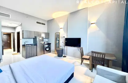Apartment - Studio - 1 Bathroom for rent in Al Manara Building - Sheikh Zayed Road - Dubai