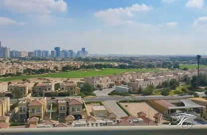 شقة - غرفة نوم - 1 حمام للبيع في برج الكريكت - مدينة دبي الرياضية - دبي