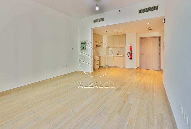 15240429 - Property Image 2