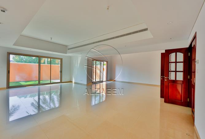 15261981 - Property Image 2