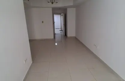 Apartment - 1 Bedroom - 1 Bathroom for rent in Al Khan - Sharjah