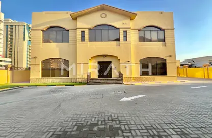 مجمع سكني - 6 غرف نوم - 7 حمامات للايجار في فلل البرشاء 1 - البرشاء 1 - البرشاء - دبي