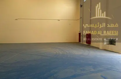 مستودع - استوديو - 1 حمام للايجار في أم الثعوب - أم القيوين