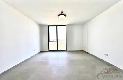 شقة - غرفة نوم - 2 حمامات للبيع في شقق أريج - الجادة - الشارقة شقة - غرفة نوم - 2 حمامات للبيع في شقق أريج - الجادة - الشارقة