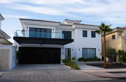 Villa - 6 Bedrooms - 7 Bathrooms for rent in Garden Homes Frond C - Garden Homes - Palm Jumeirah - Dubai