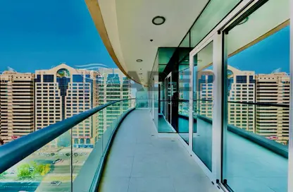 Apartment - 3 Bedrooms - 4 Bathrooms for rent in Cornich Al Khalidiya - Al Khalidiya - Abu Dhabi
