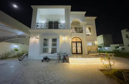 Villa - 4 Bedrooms - 5 Bathrooms for rent in Al Hooshi Villas - Hoshi - Al Badie - Sharjah