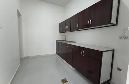 Apartment - 1 Bathroom for rent in Mohamed Bin Zayed Centre - Mohamed Bin Zayed City - Abu Dhabi