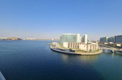 شقة - غرفة نوم - 2 حمامات للبيع في البرزة - البندر - شاطئ الراحة - أبوظبي