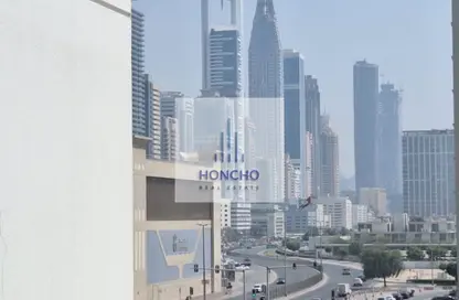 Apartment - 1 Bedroom - 2 Bathrooms for rent in Jumeirah Garden City - Al Satwa - Dubai