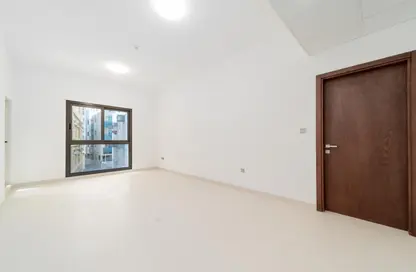 شقة - 2 غرف نوم - 3 حمامات للايجار في بناية الحمرية - بر دبي - دبي