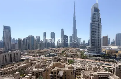شقة - 2 غرف نوم - 2 حمامات للبيع في برج رويال - دبي وسط المدينة - دبي