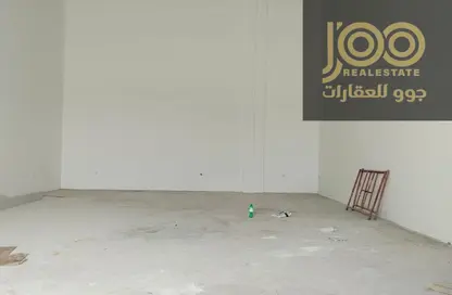 Warehouse - Studio - 1 Bathroom for rent in Umm Al Thuoob - Umm Al Quwain