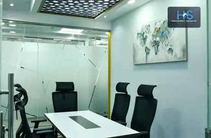 مكتب - استوديو - 2 حمامات للايجار في برج لطيفة - شارع الشيخ زايد - دبي