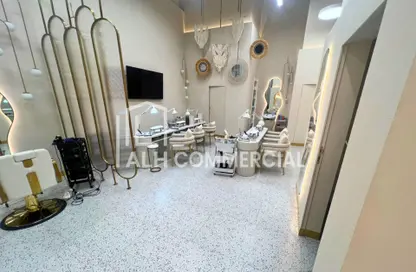 Retail - Studio for rent in Oxford Tower - Business Bay - Dubai