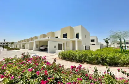 Townhouse - 4 Bedrooms - 4 Bathrooms for sale in Naseem Townhouses - Town Square - Dubai