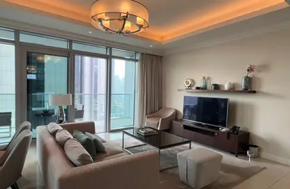 Living Room image for: Apartment - 2 Bedrooms - 3 Bathrooms for rent in The Address Residence Fountain Views - Downtown Dubai - Dubai, Image 1