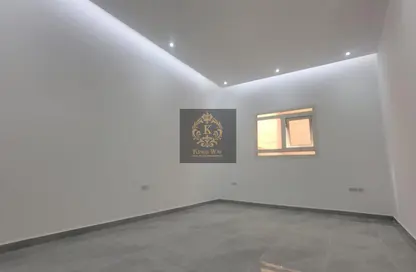 Apartment - 3 Bedrooms - 4 Bathrooms for rent in Mohamed Bin Zayed City - Abu Dhabi