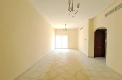 Apartment - 2 Bedrooms - 2 Bathrooms for rent in Suroor 511 - Muwaileh - Sharjah