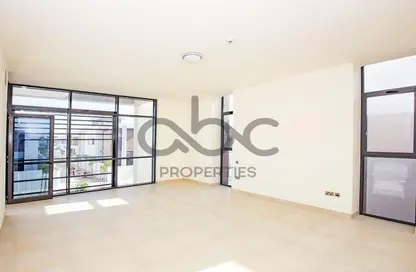 Empty Room image for: Villa - 4 Bedrooms - 6 Bathrooms for sale in West Yas - Yas Island - Abu Dhabi, Image 1