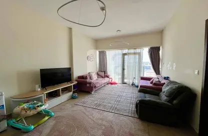 شقة - غرفة نوم - 2 حمامات للبيع في عزيزي شياستا ريزيدنسز - الفرجان - دبي