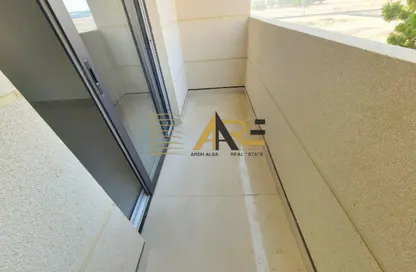 شقة - غرفة نوم - 2 حمامات للايجار في سراب 2 - الجادة - الشارقة