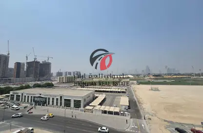 Apartment - 2 Bedrooms - 3 Bathrooms for rent in Yasmeen Building - Al Jaddaf - Dubai