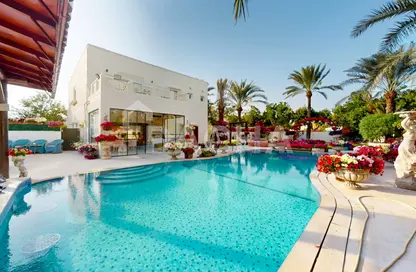 Villa - 4 Bedrooms - 4 Bathrooms for sale in Meadows 9 - Meadows - Dubai