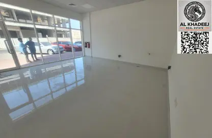 Shop - Studio for rent in Al Jurf 3 - Al Jurf - Ajman Downtown - Ajman