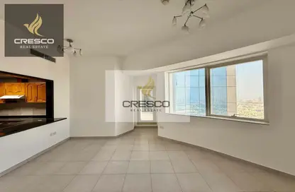 Apartment - 2 Bedrooms - 2 Bathrooms for rent in Blue Tower - Sheikh Zayed Road - Dubai