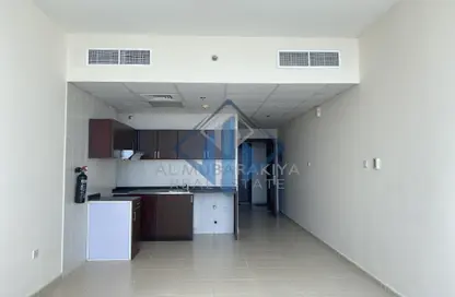 Apartment - Studio - 1 Bathroom for rent in Union Tower - Al Seer - Ras Al Khaimah