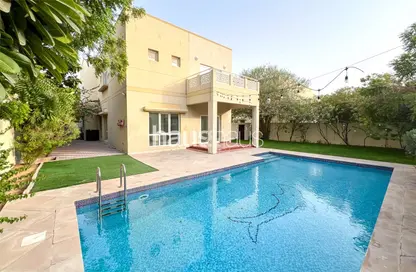 Villa - 3 Bedrooms - 4 Bathrooms for rent in Meadows 9 - Meadows - Dubai