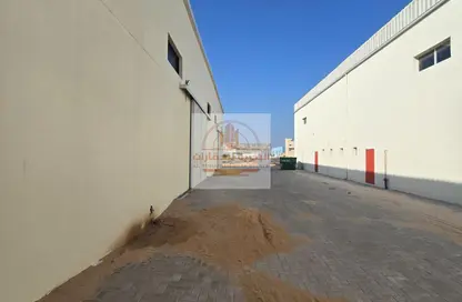 مستودع - استوديو - 1 حمام للايجار في منطقة الإمارات الصناعية الحديثة - أم القيوين